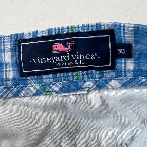 Vineyard Vines Blue & Green Plaid Club Shorts Men's size 30x10 - Picture 7 of 8